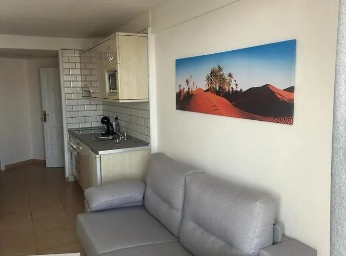 Alexander Home, Cristianos * Arona (Tenerife)